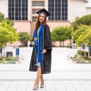 “ UNIVERSITY OF CALIFORNIA IRVINE” gown, sash, mask and pin, I’m 5.2